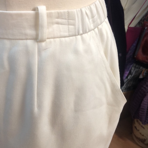 Givenchy - en plus skirt- rare plus size- cream color/ fully lined - pockets - Picture 5 of 7